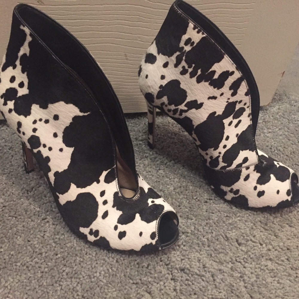 Gianvito Rossi Cow Vamp Peeptoe
